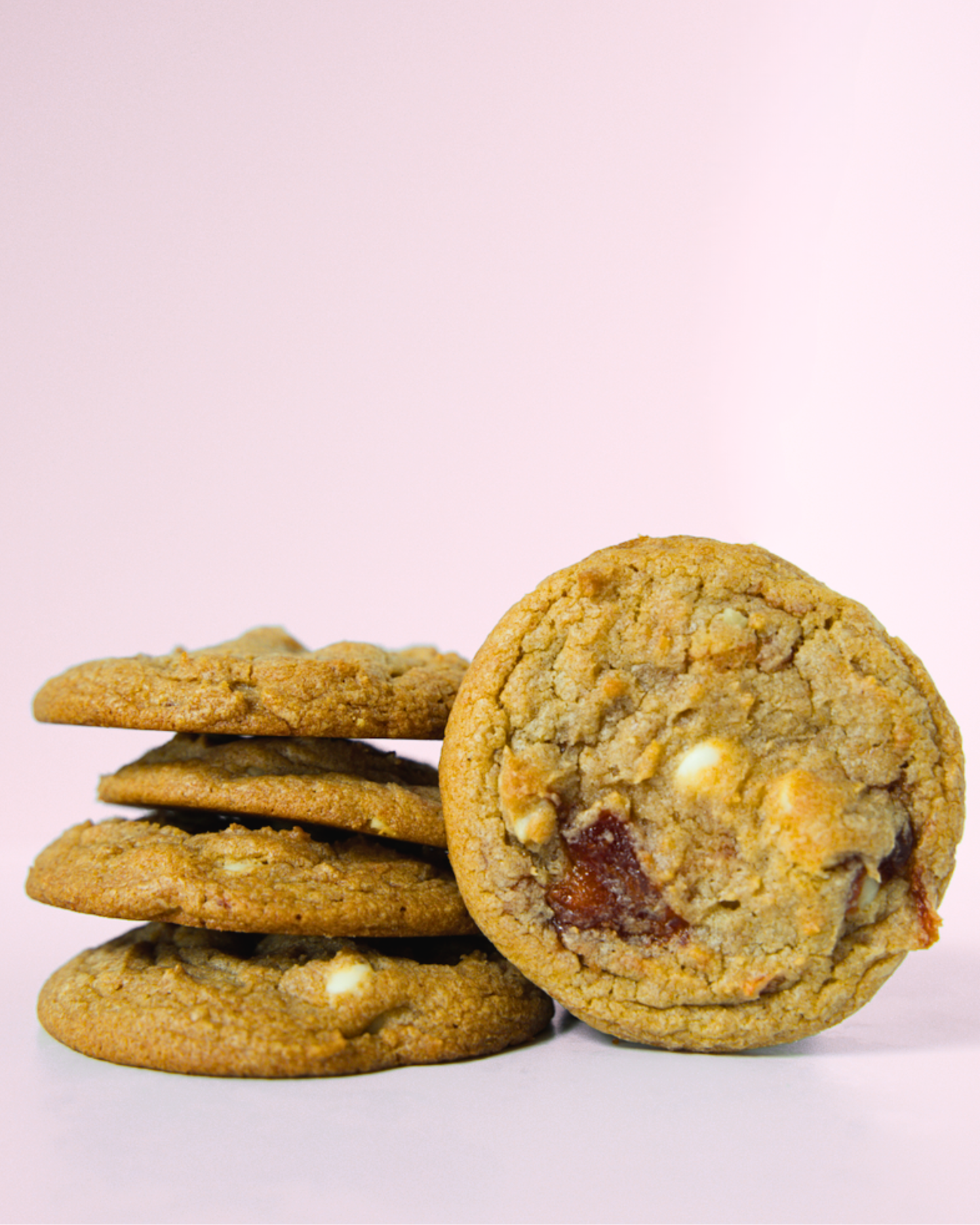 Guava White Chocolate Macadamia Nut